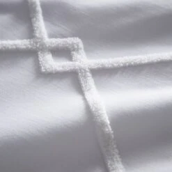 Appletree Kojo White Duvet Set -The Fine Bedding Company shop 47101 2002