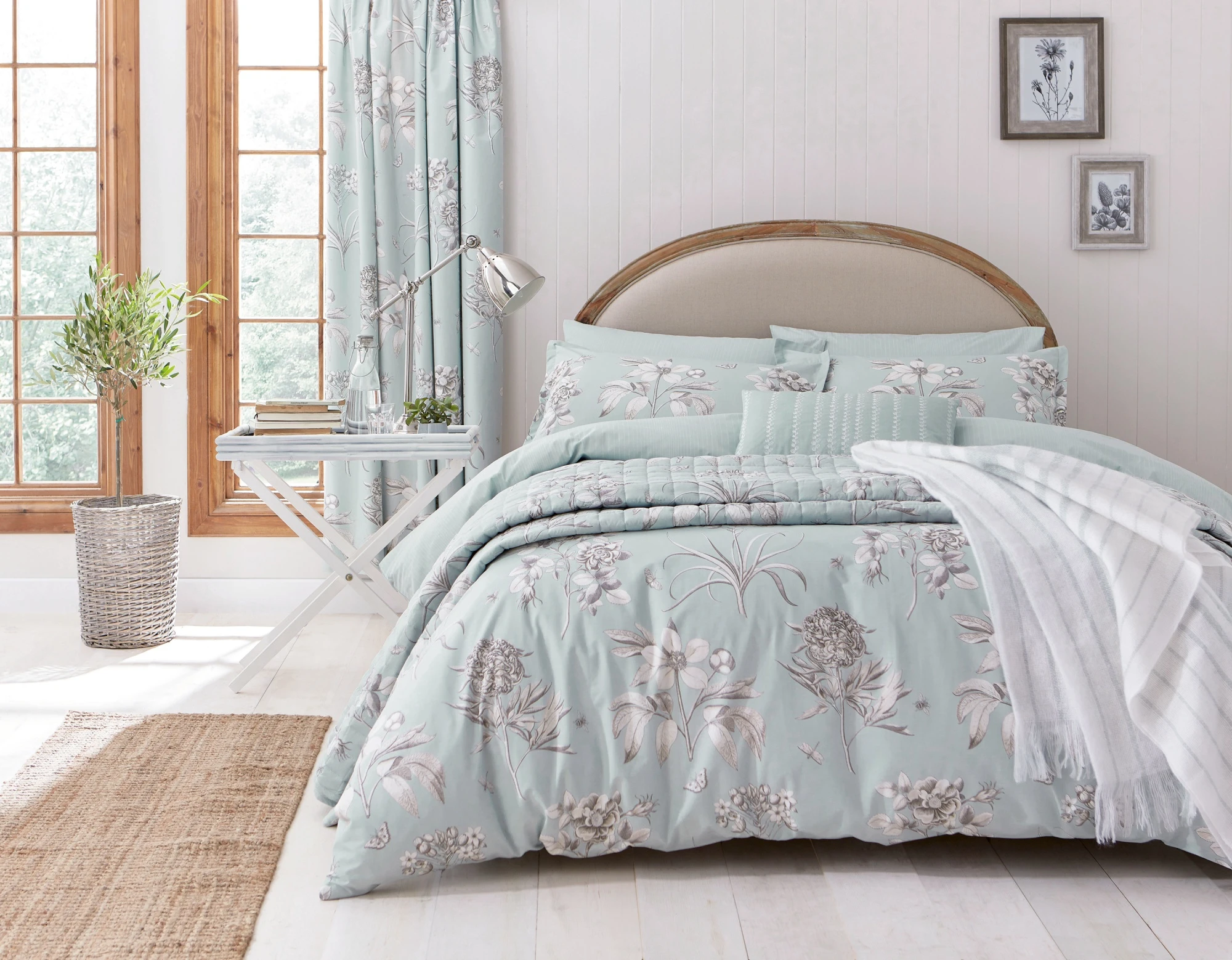 Sanderson Option Etchings & Roses Duck Egg Duvet Set 3 Sanderson Option Etchings & Roses Duck Egg Duvet Set